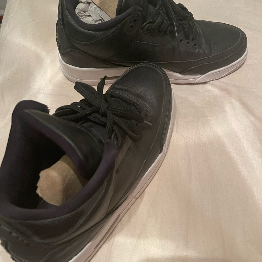 Jordan 3 Retro - Picture 2 of 2
